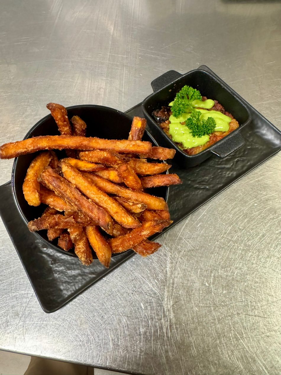 Frites de patate douce et parmigiana